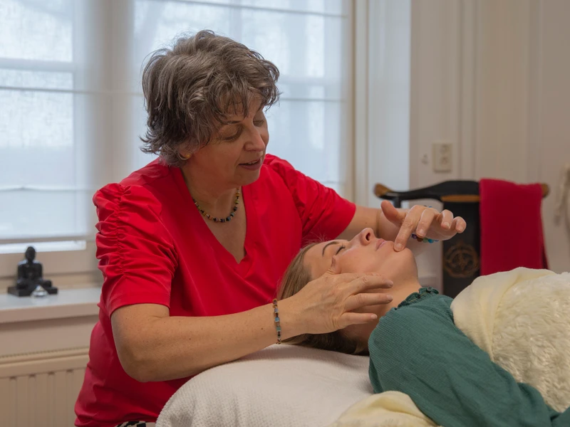 Voetreflex-Plus behandeling door Geja Suichies Heeel-Reflex Nijverdal